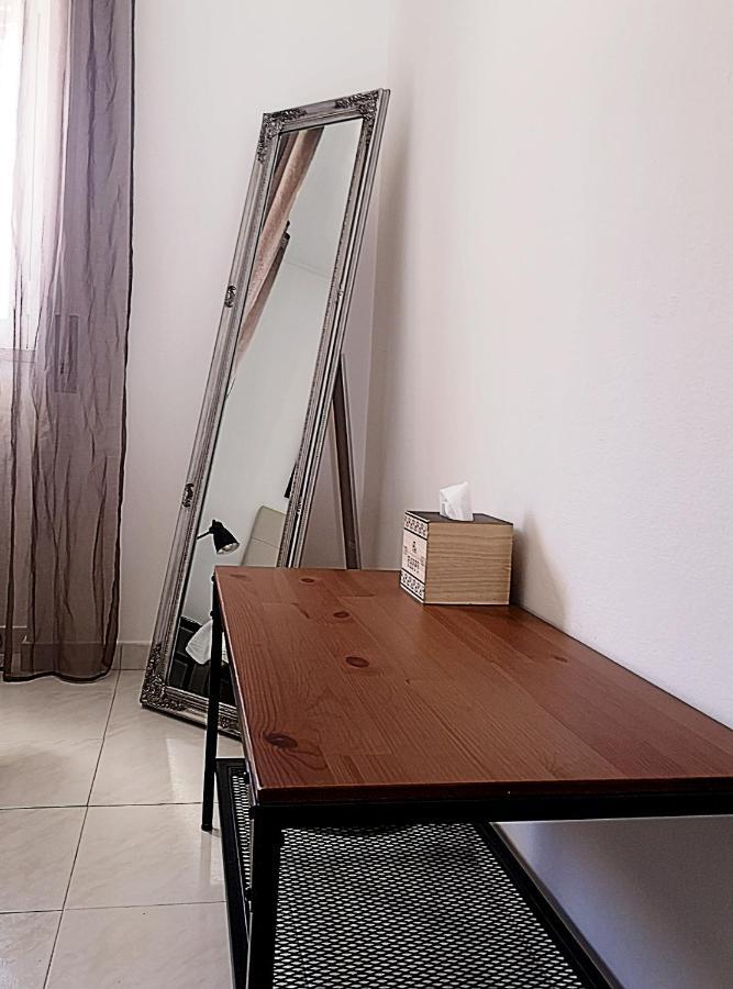 Kintsugi Center Lagos Luaran gambar